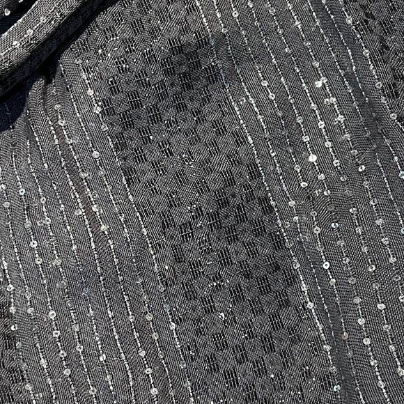 Gray Pattern Woven Sequined Polyester Scarf/Shawl 64” Fringe GUC - Picture 10 of 11